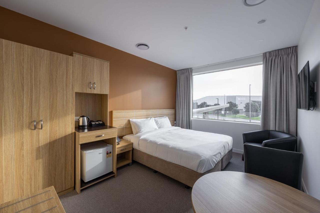 Manha Hotel Auckland Airport Eksteriør billede