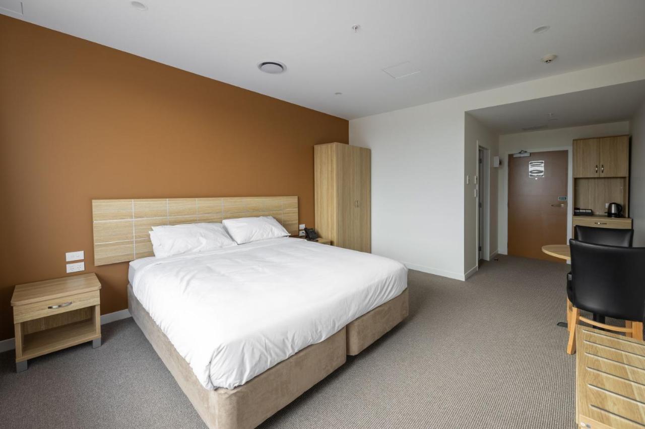 Manha Hotel Auckland Airport Eksteriør billede