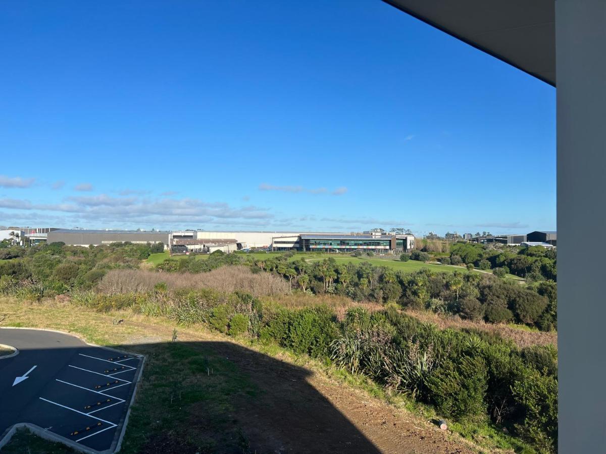 Manha Hotel Auckland Airport Eksteriør billede