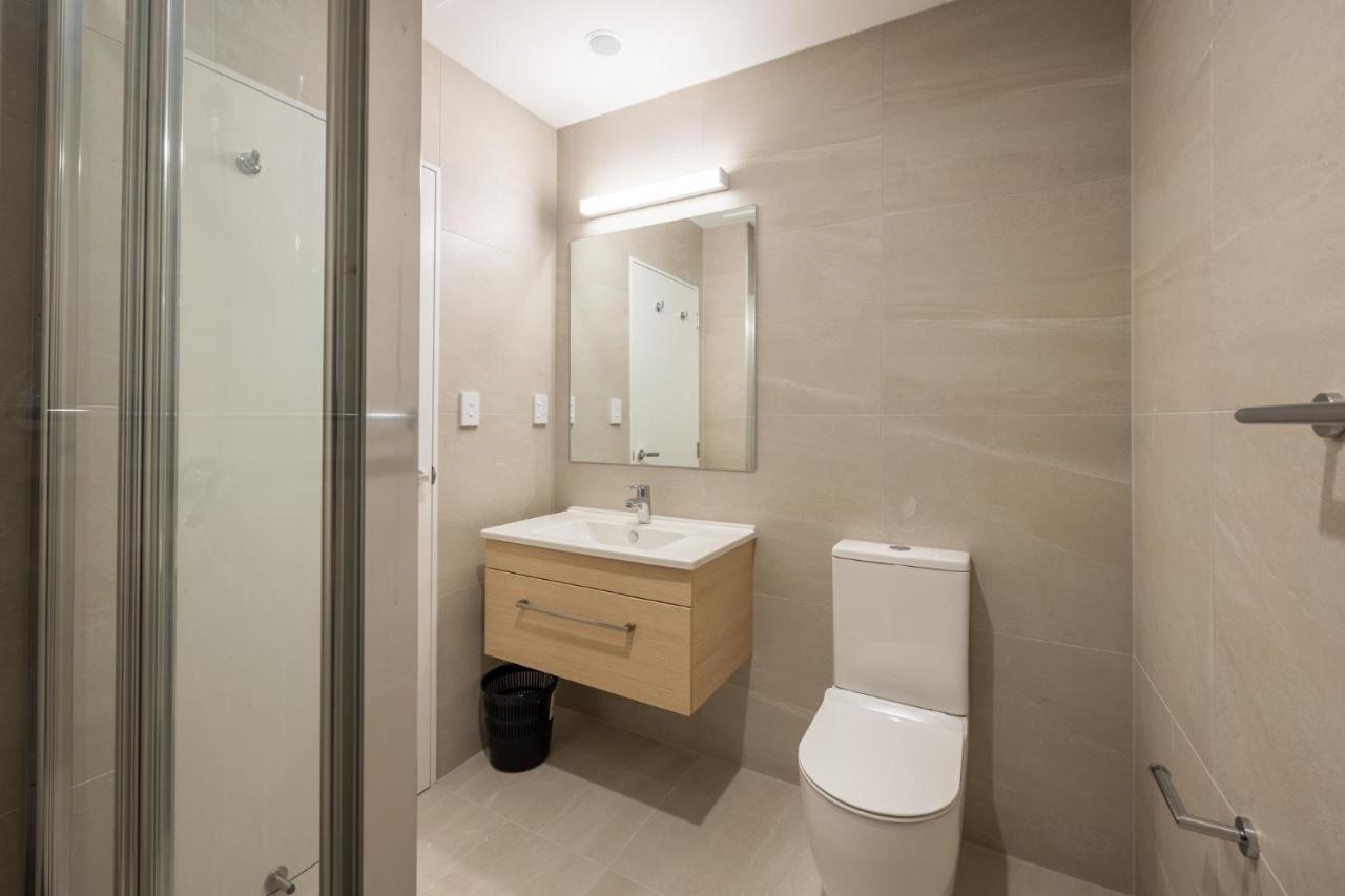 Manha Hotel Auckland Airport Eksteriør billede